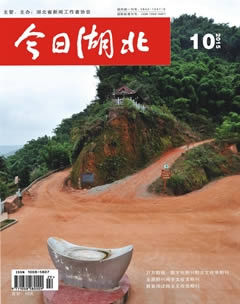 ���պ���